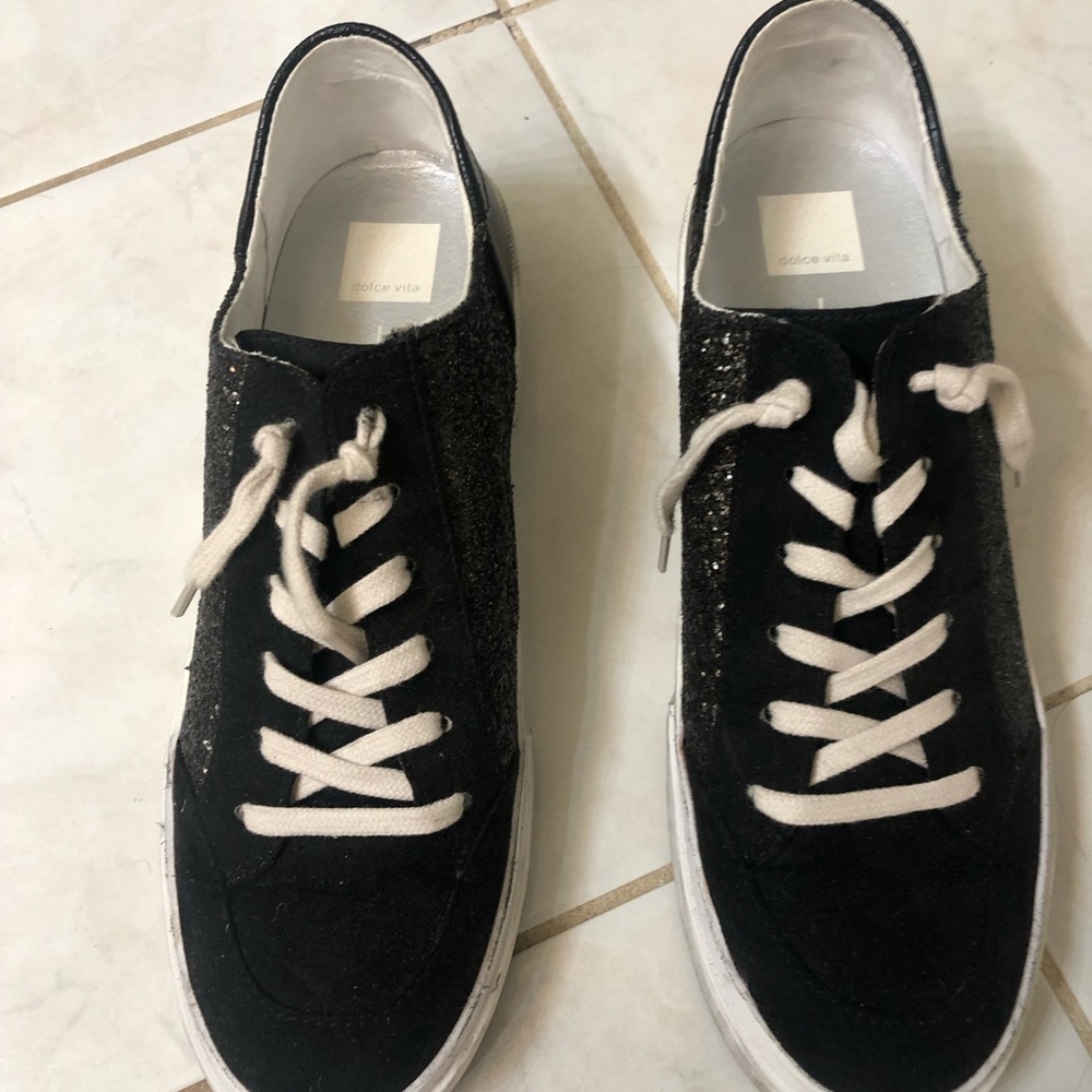 Dolce Vita sneakers black size 9.5 worn once